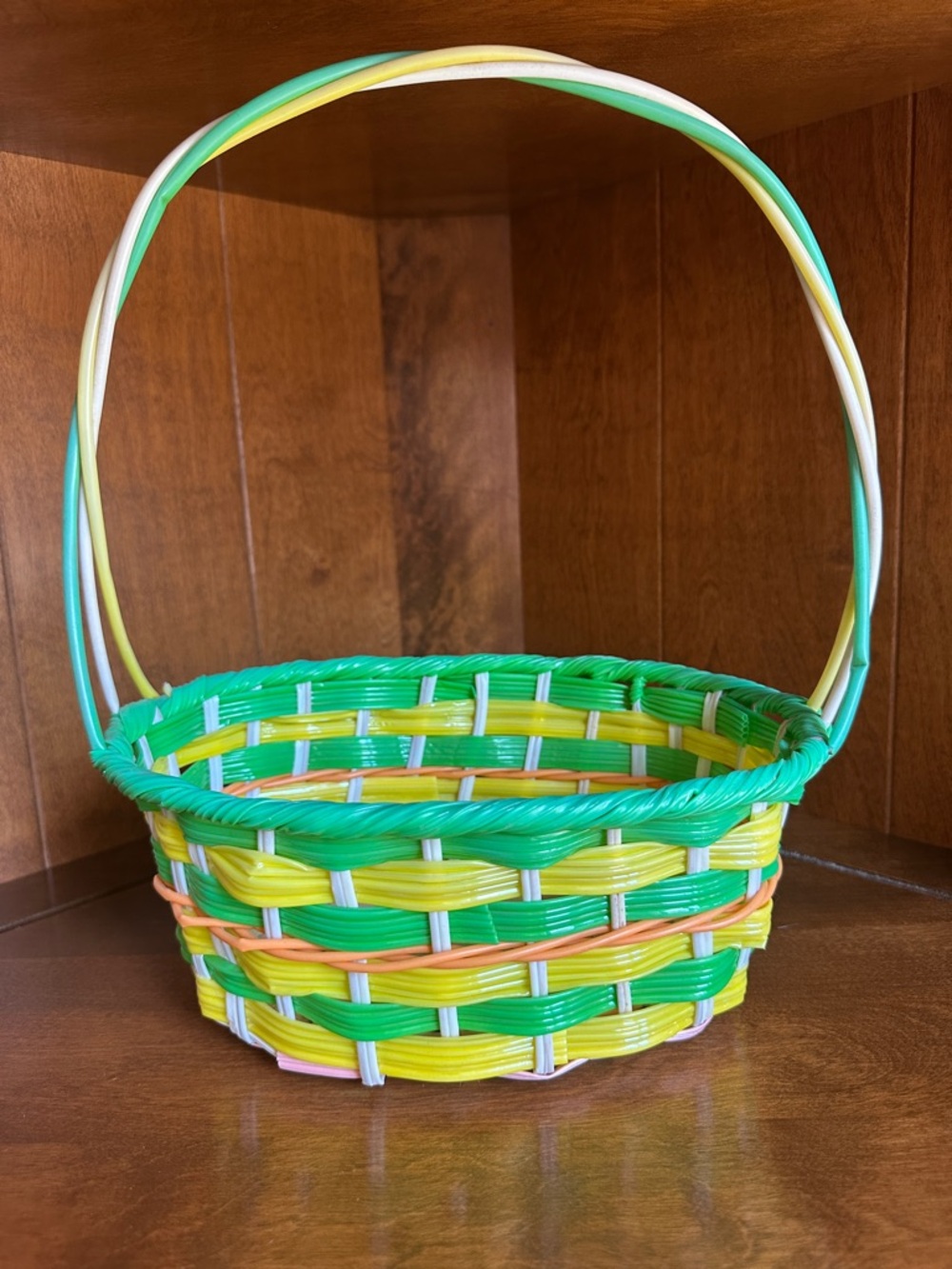Vintage Woven Plastic Pastels Easter Basket for girls or boys 1970’s/80’s